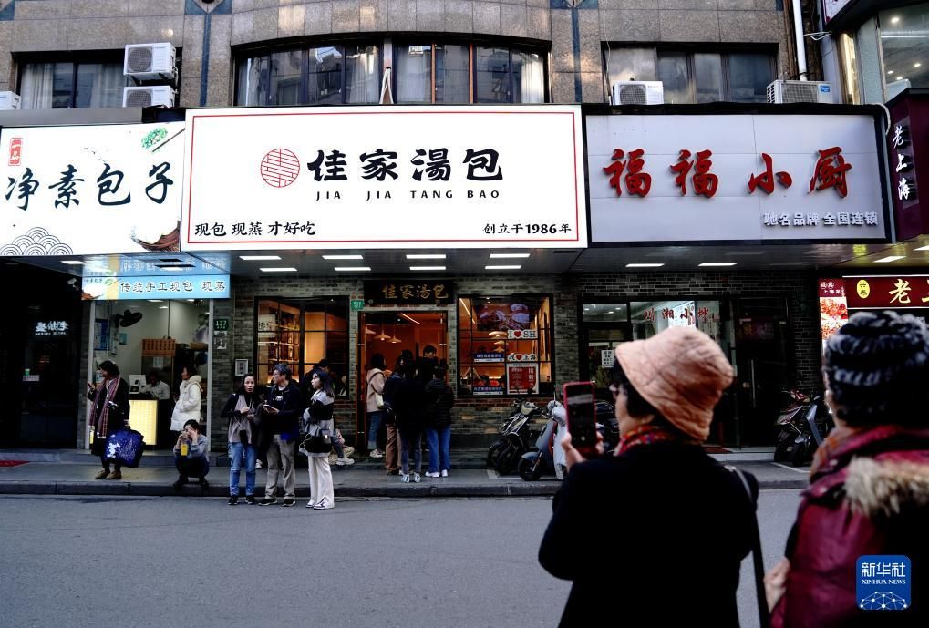 上海：《繁花》带火黄河路美食