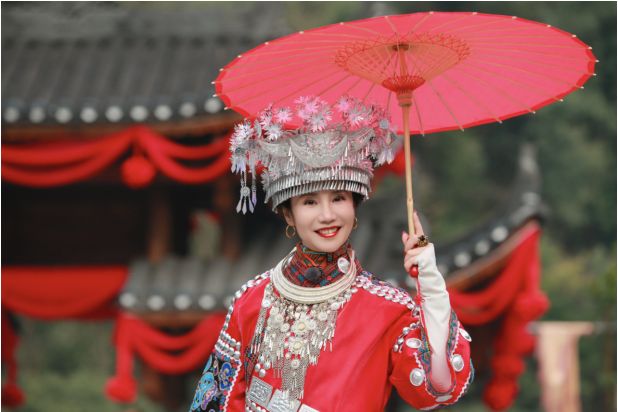 抖音纪录片《四海同春年味纪》1月22日上线,六位名人分享家乡春节 image.png
